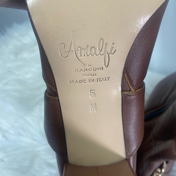 Amalfi Brown Leather Heeled Boots with Gold Chain - Picture 4 of 8